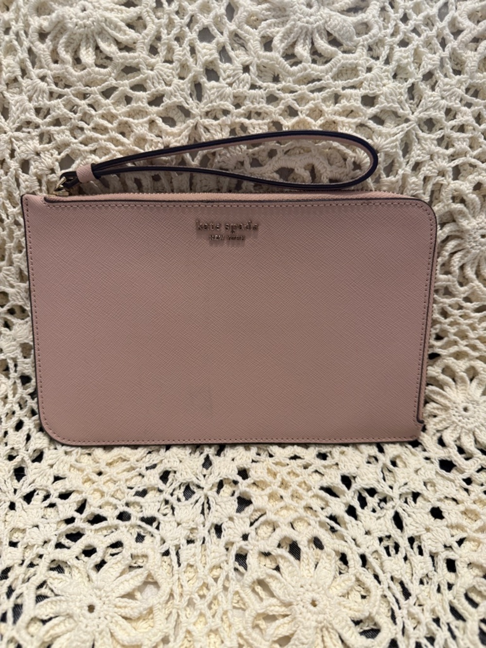 NWOT kate spade Blush Pink Leather Wristlet Clutch